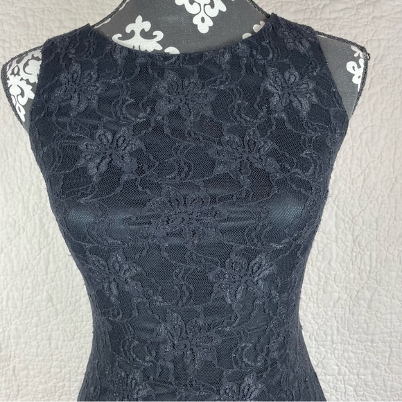 🔥Gorgeous Blondie Nites Lace Flare Ruffle Hem Sleeveless Black Dress XS/S - Picture 9 of 17